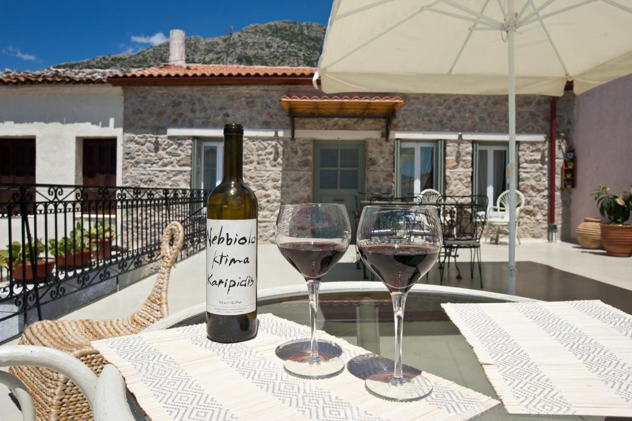 Guesthouse Simou With View 3 Bedrooms Arachova Eksteriør billede