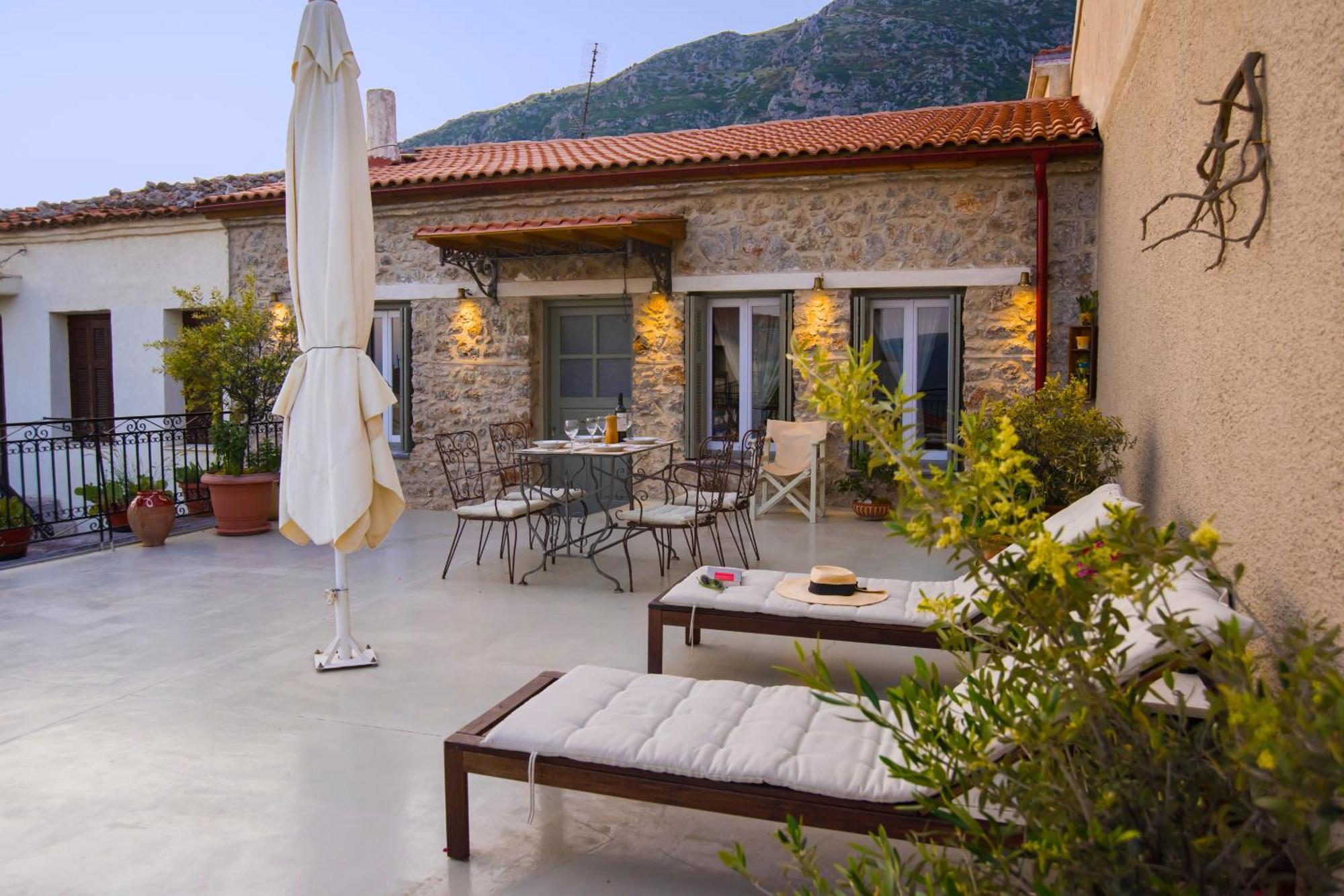Guesthouse Simou With View 3 Bedrooms Arachova Eksteriør billede